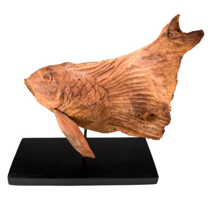 Escultura de Madeira com entalhe de peixe (1)